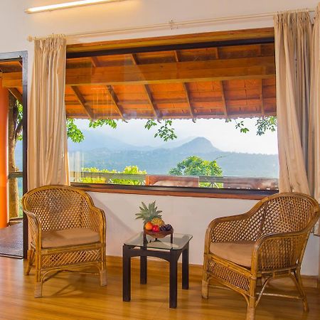 Edakkal Hermitage Resorts Ambalavayal Eksteriør billede